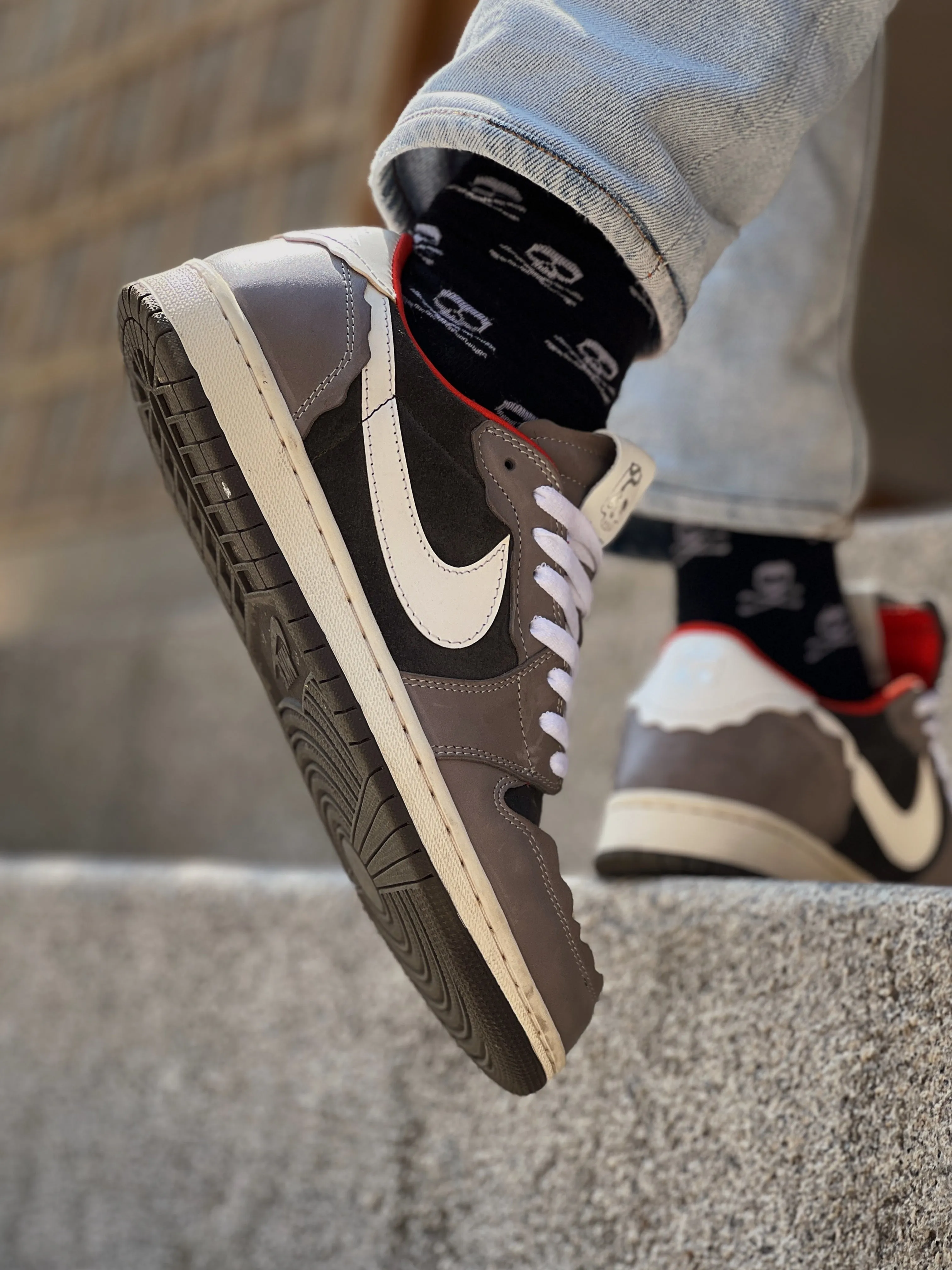 Air Jordan 1 Low Concrete Empire