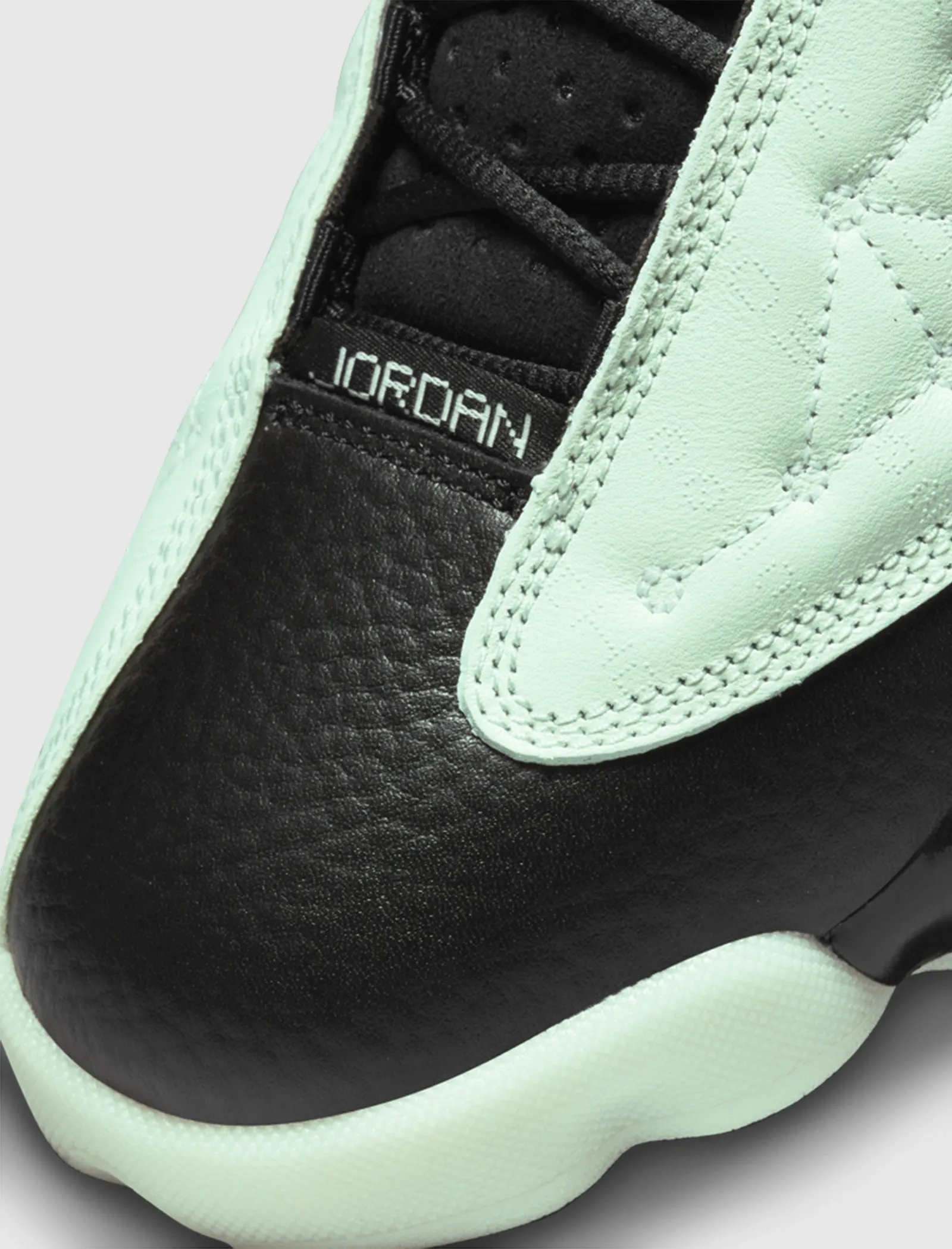 AIR JORDAN 13 LOW SINGLES DAY