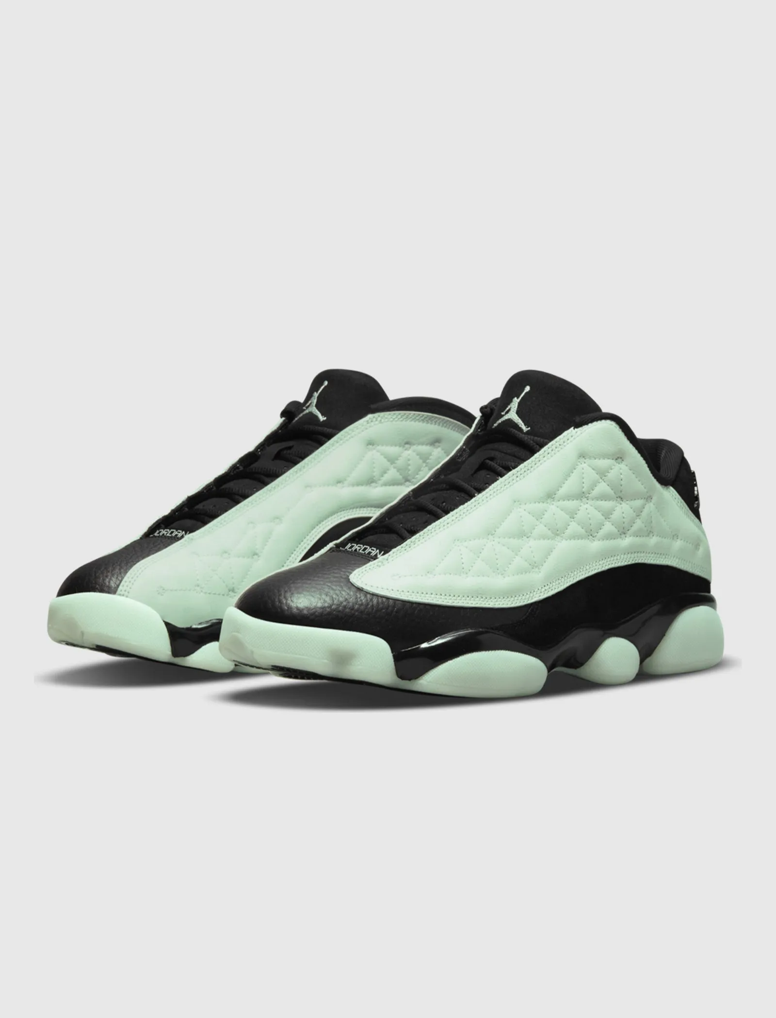 AIR JORDAN 13 LOW SINGLES DAY