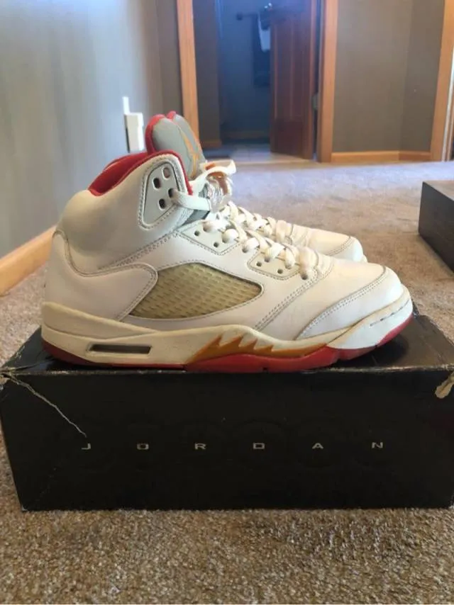 Air Jordan 5 Sunset