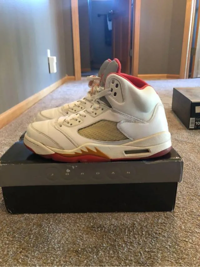 Air Jordan 5 Sunset