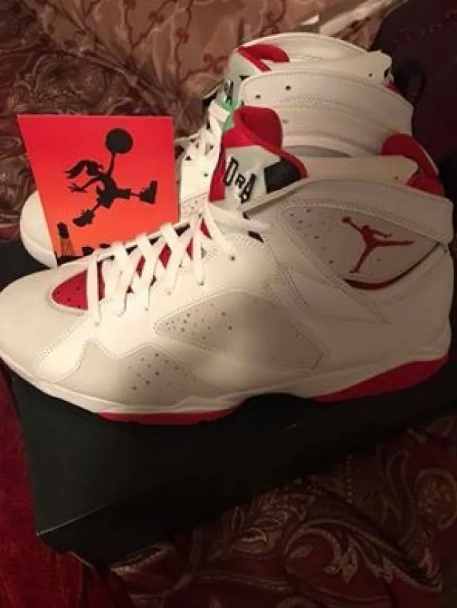 Air Jordan 7 Hare