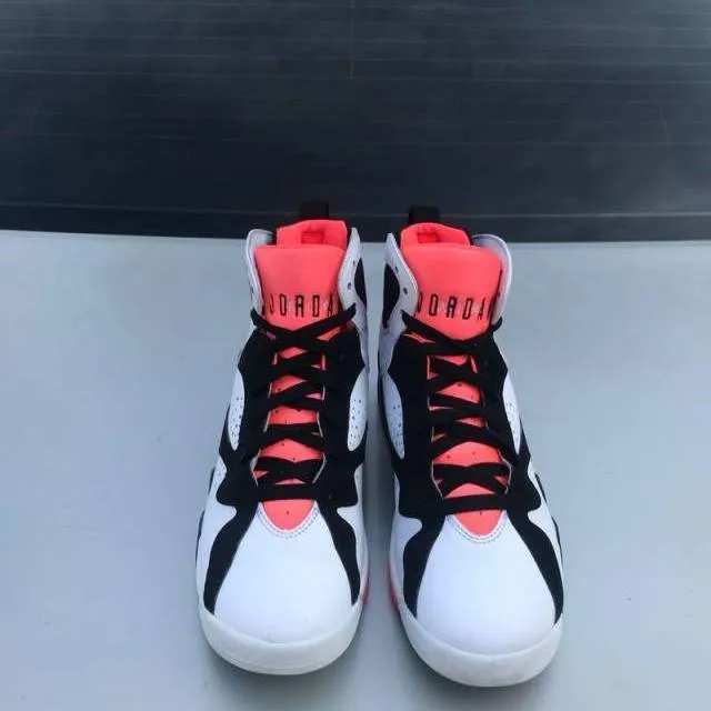 Air Jordan 7 Hot Lava