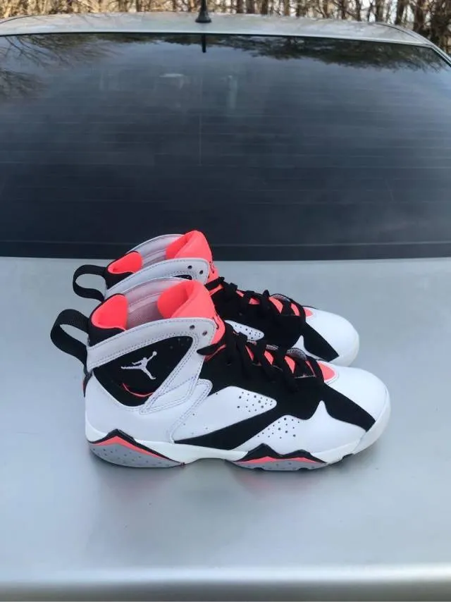 Air Jordan 7 Hot Lava