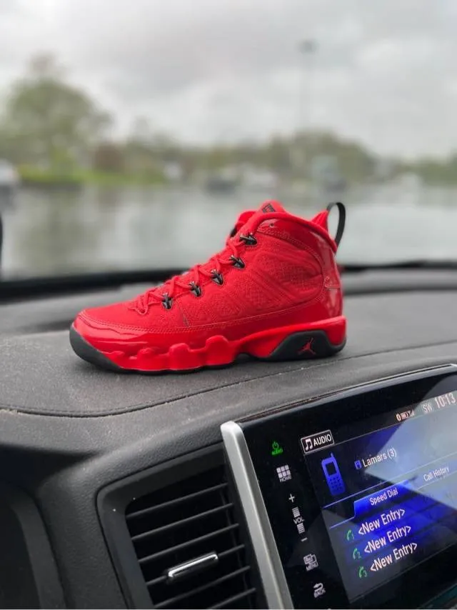 Air Jordan 9 Chile Red