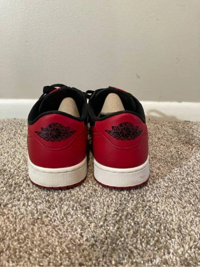 Air Jordan Retro 1 Low Bred