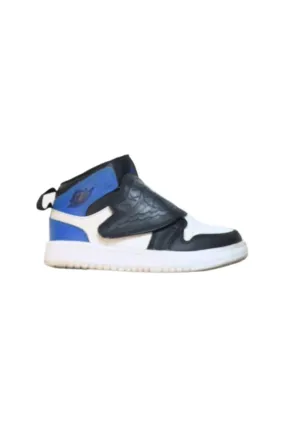 Air Jordan Sneakers 5T (EU28)