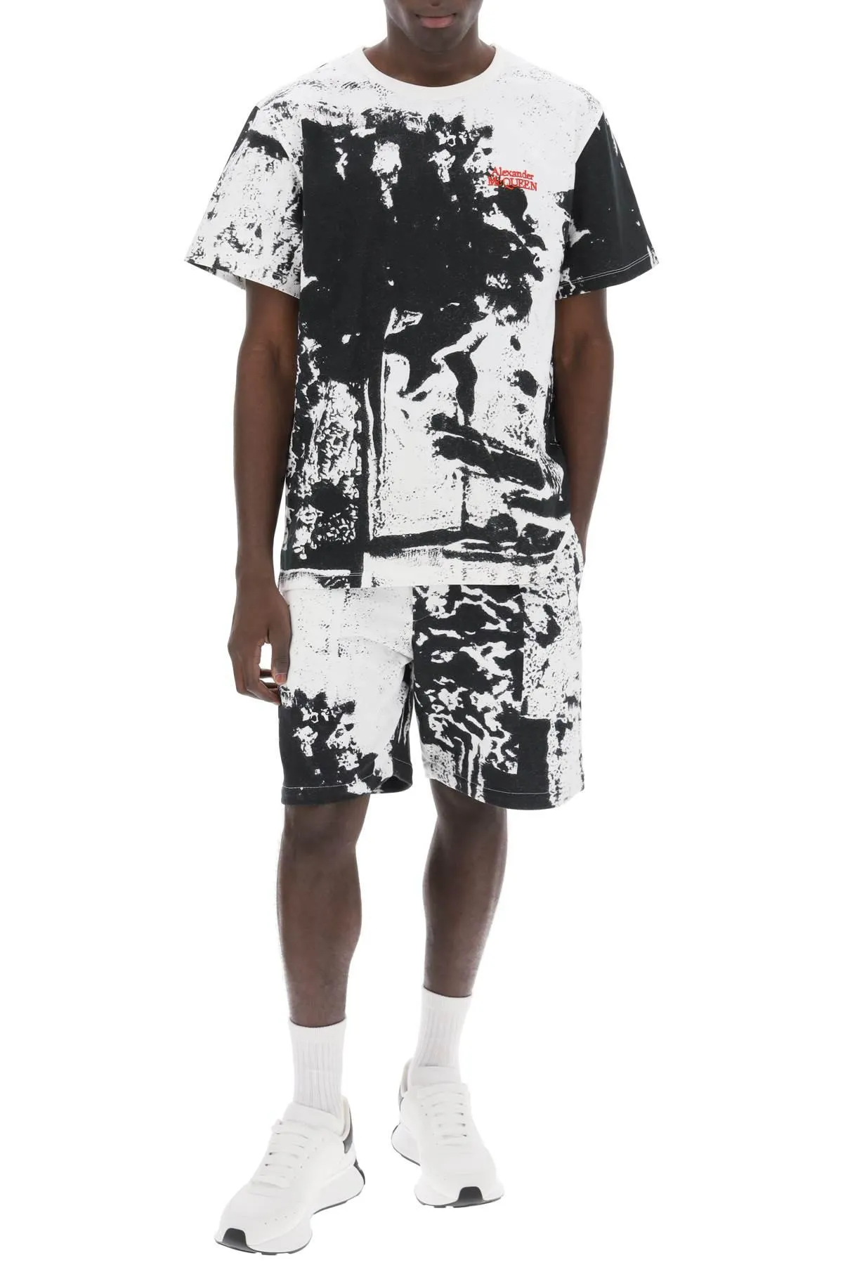 Alexander McQueen    Alexander Mcqueen Fold Print T Shirt