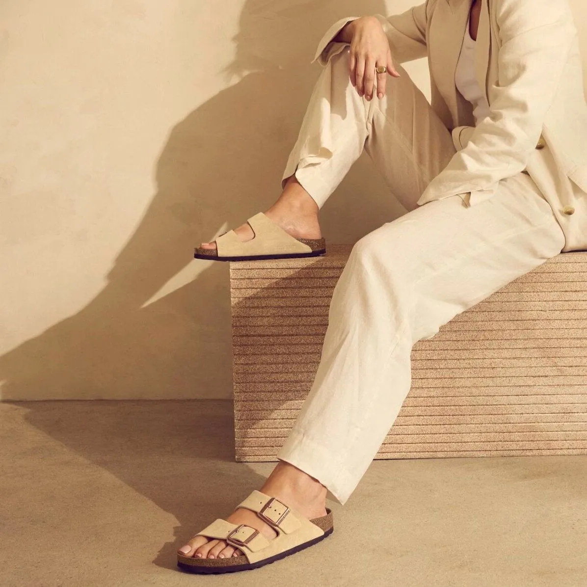 Birkenstock Limited Edition Arizona latte cream suede