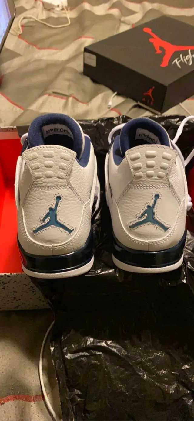 DS Air Jordan 4 Columbia retro