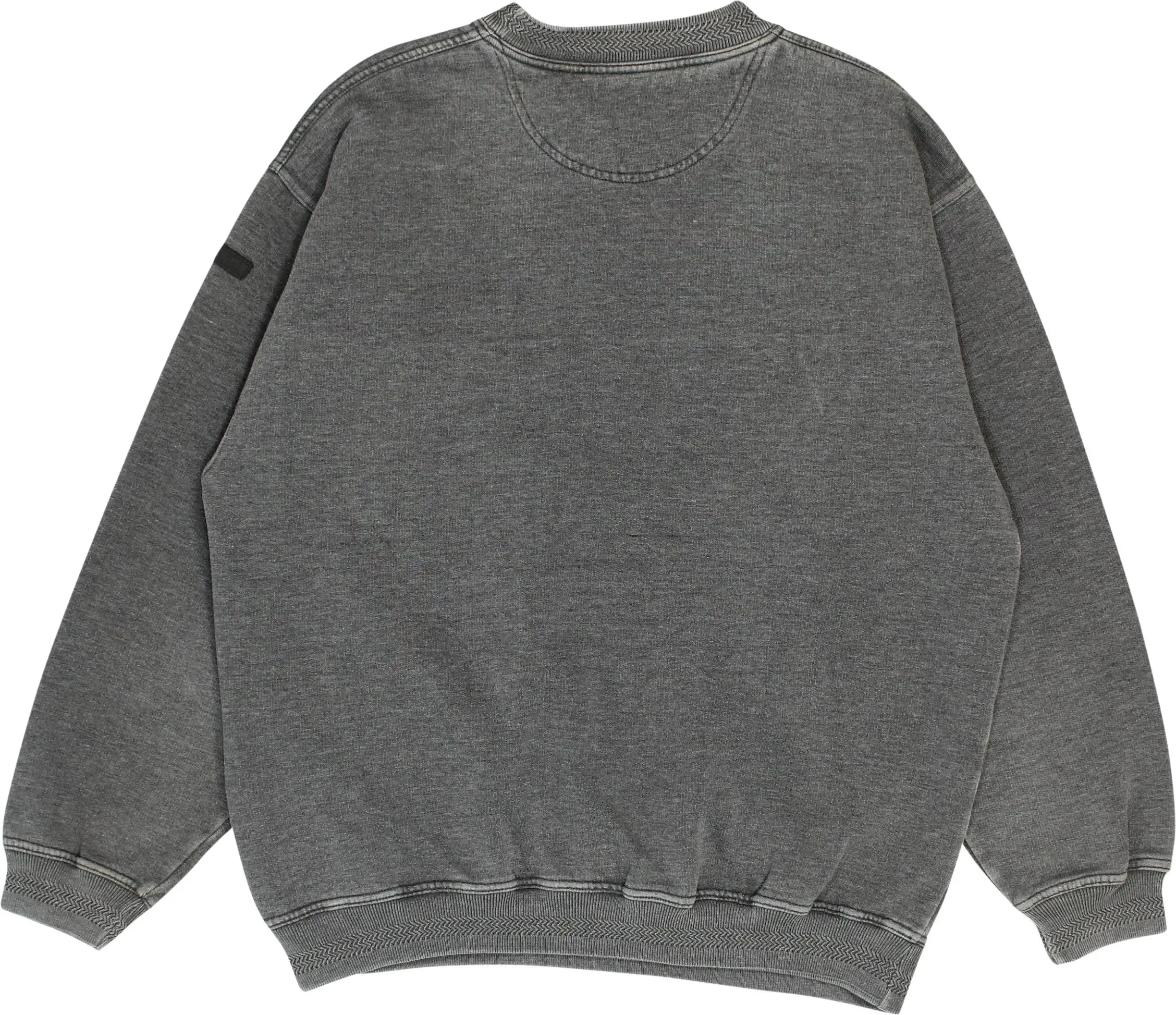 Grey Sweater | ThriftTale