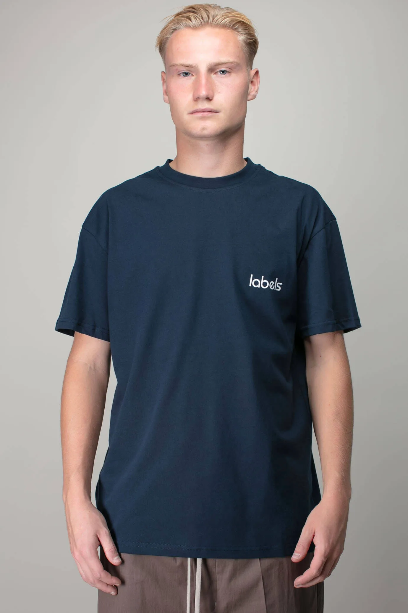 Labels Tee