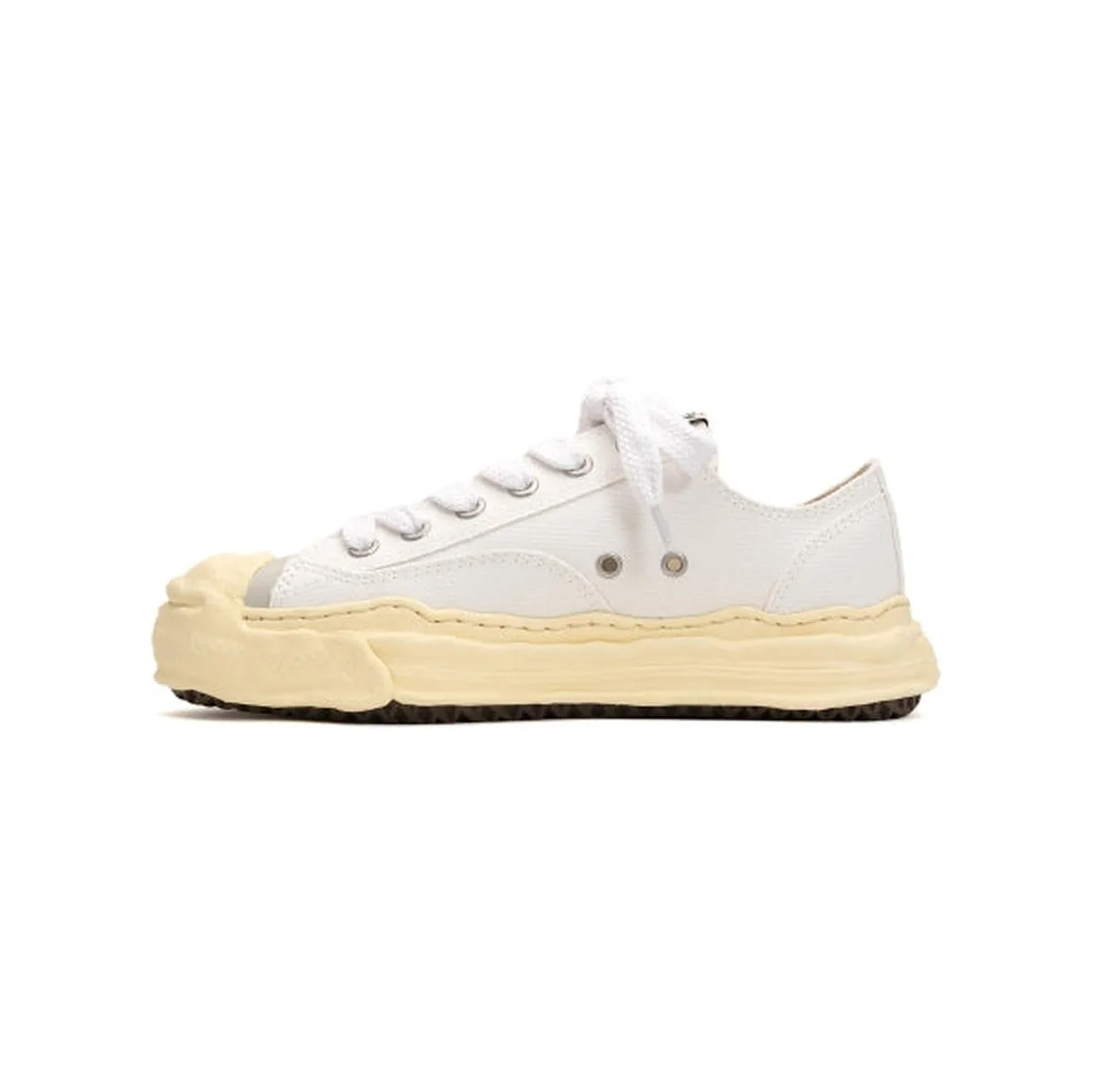 Maison Mihara Yasuhiro White Hank Low-Top Sneakers