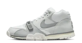 NIKE AIR TRAINER 1