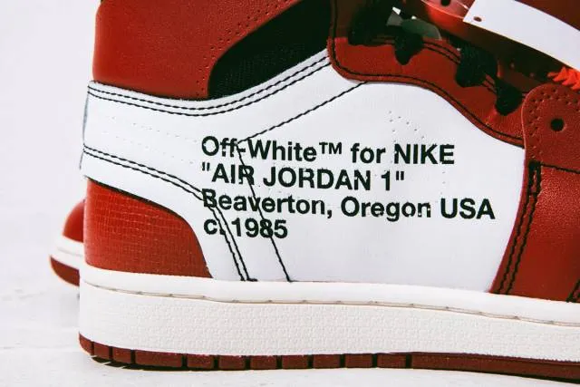 OFF-WHITE x Air Jordan 1