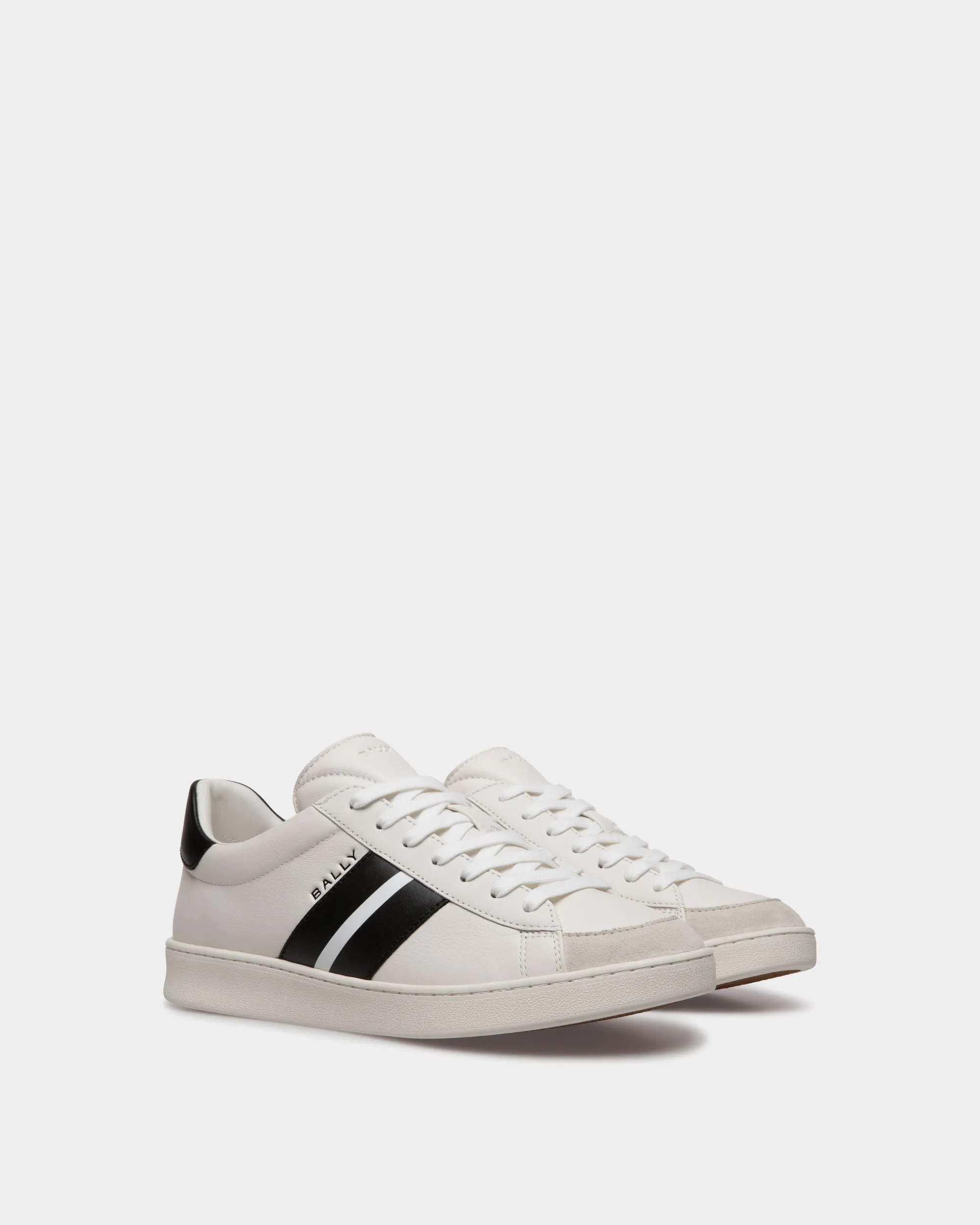 Tennis Sneaker In White And Black Leather 