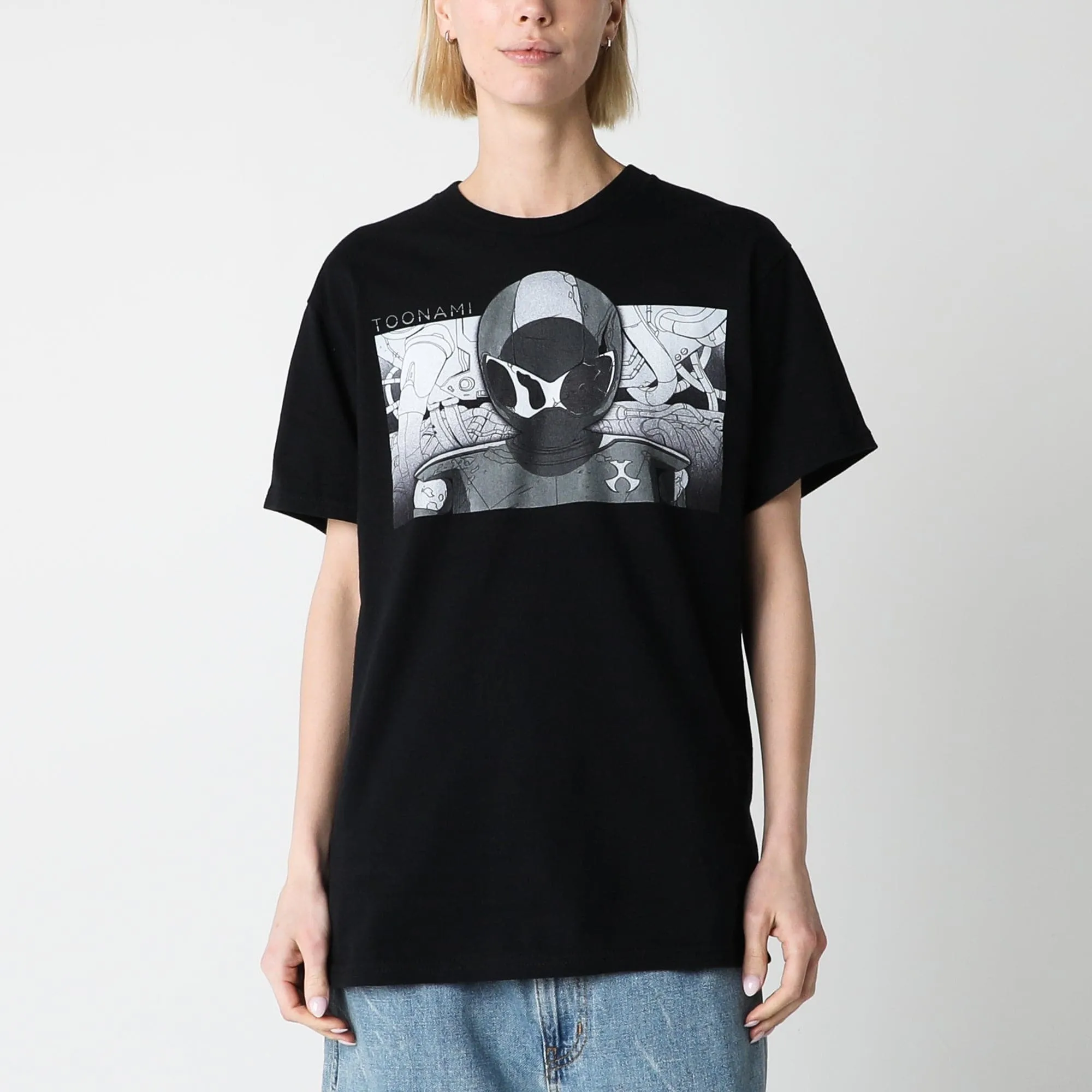 Tom Black Tee