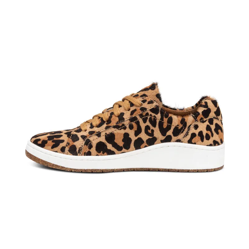 WOMEN'S AETREX BLAKE COMFORT SNEAKER | LEOPARD