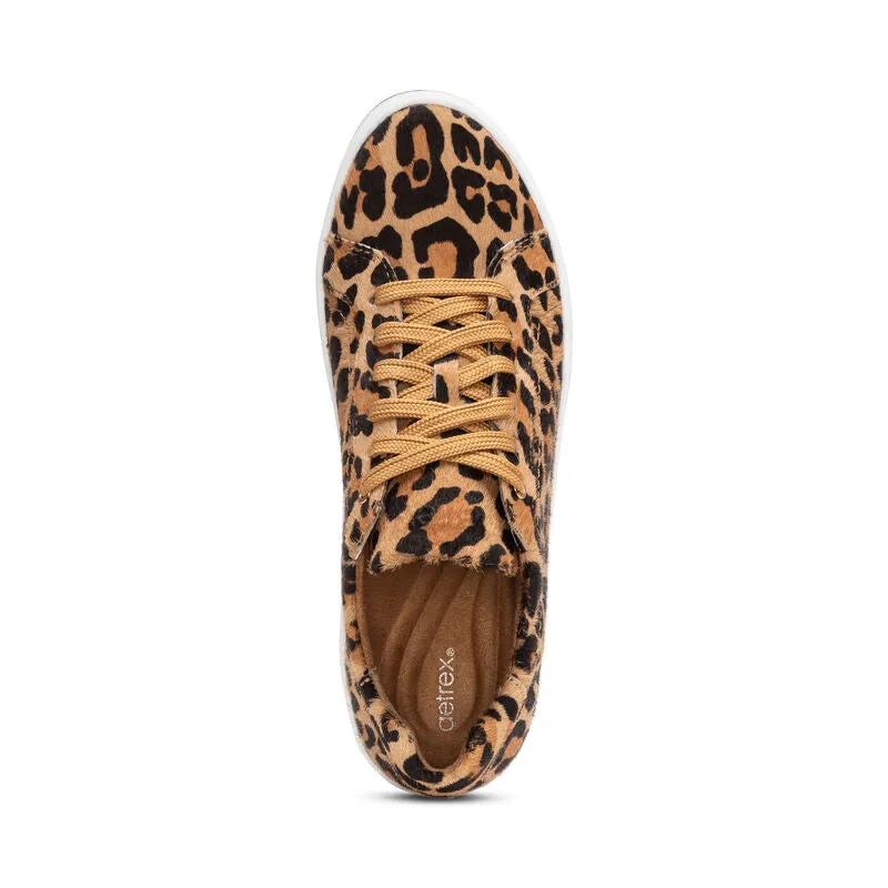 WOMEN'S AETREX BLAKE COMFORT SNEAKER | LEOPARD