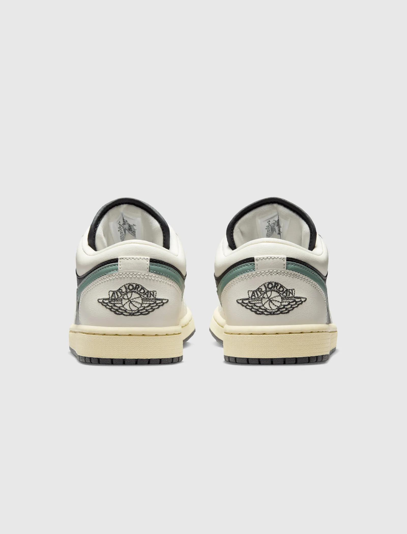 WOMEN'S AIR JORDAN 1 LOW JADE SMOKE