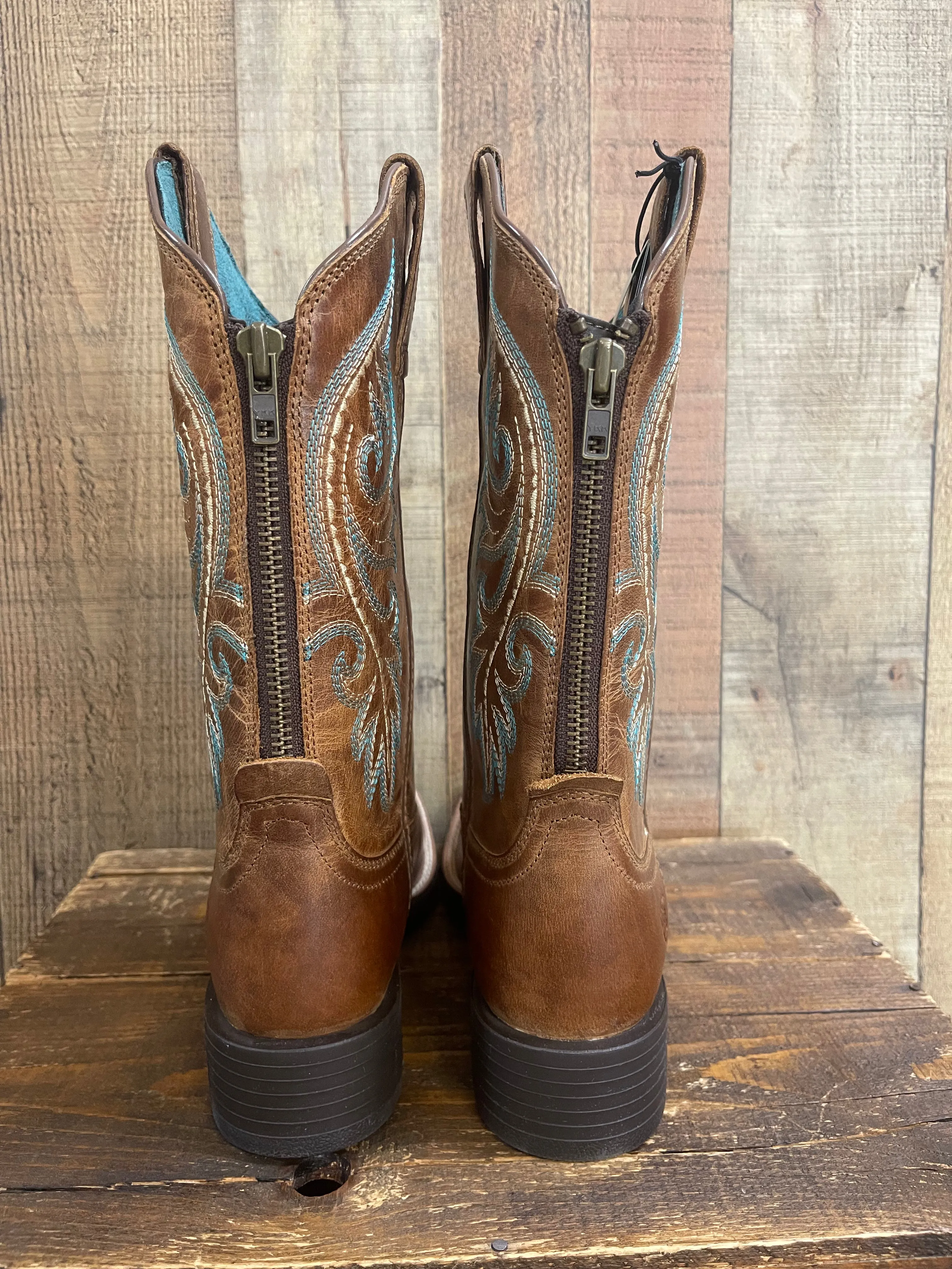 Womens Ariat Round Up Back Zip